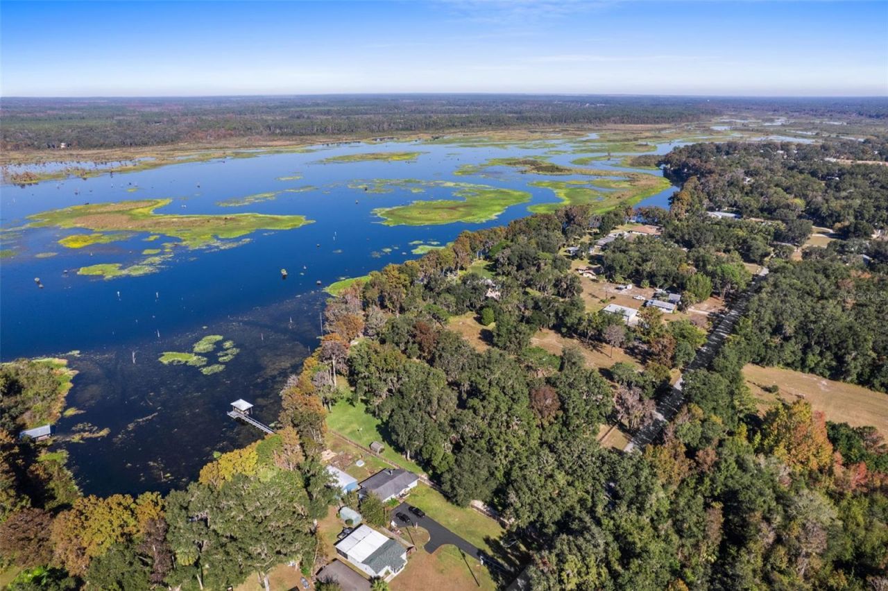 6185 W Riverbend Road, Dunnellon, FL 34433 Photo