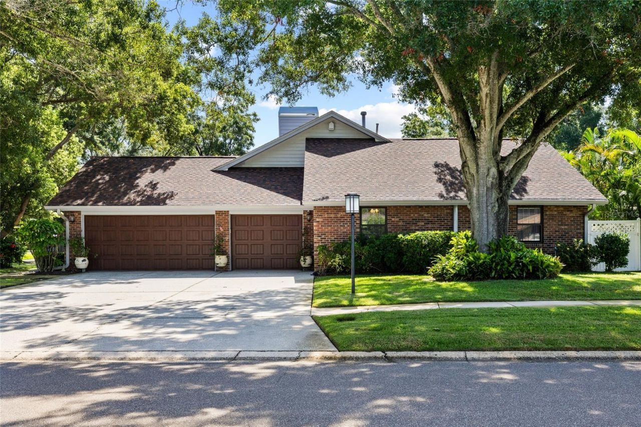 2707 Westchester Drive N, Clearwater, FL 33761 Photo
