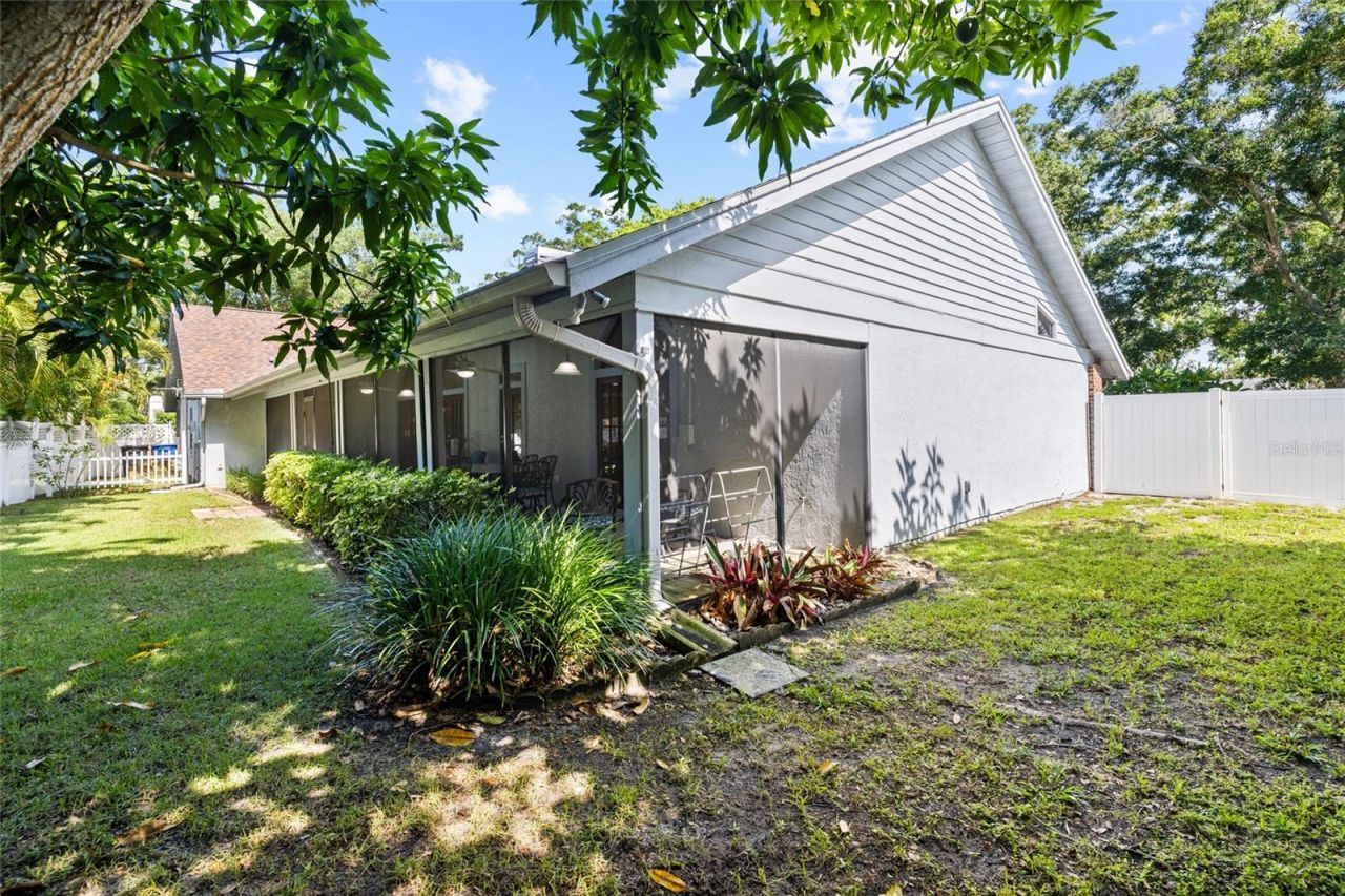 2707 Westchester Drive N, Clearwater, FL 33761 Photo