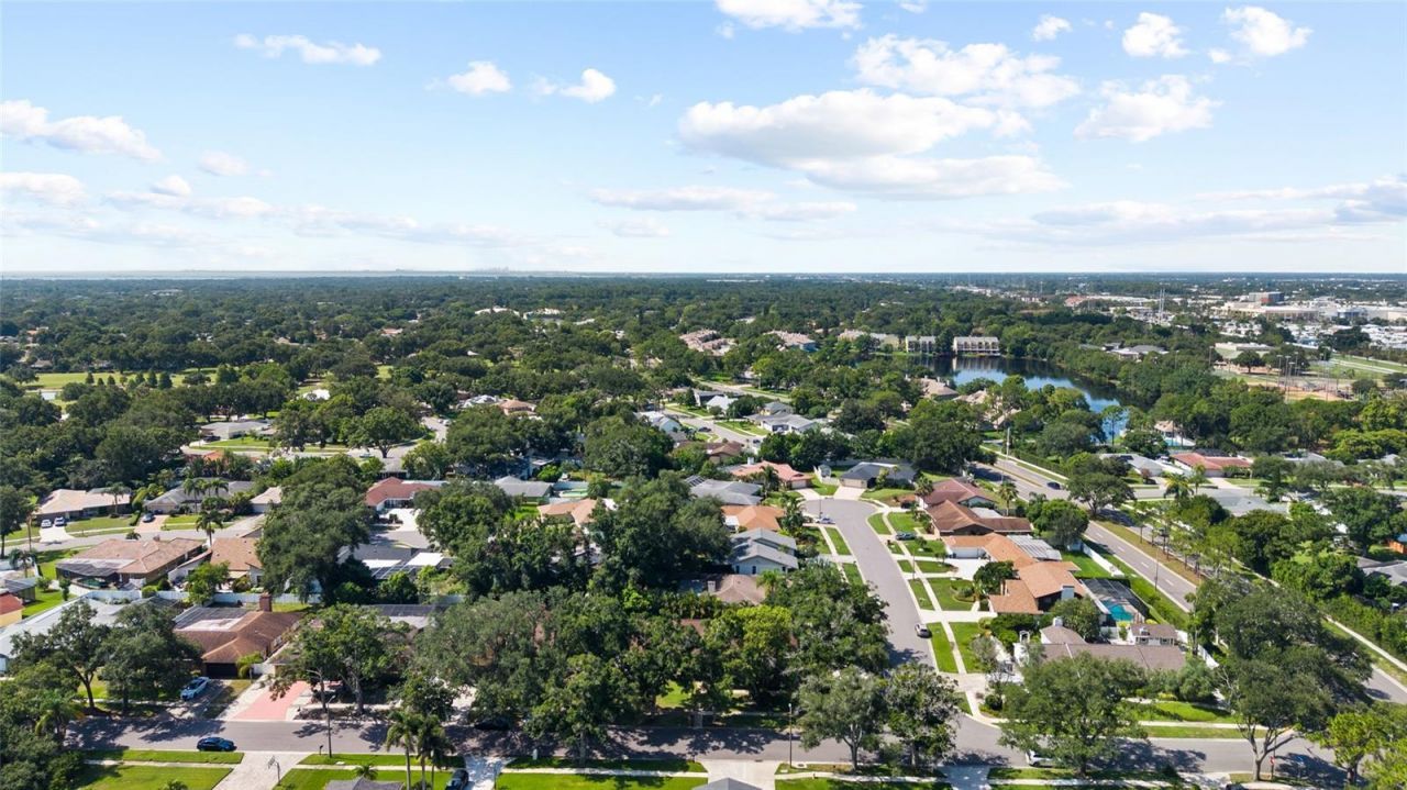 2707 Westchester Drive N, Clearwater, FL 33761 Photo