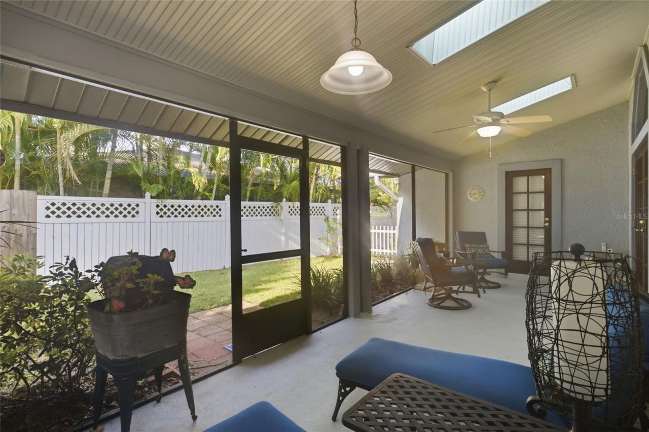 2707 Westchester Drive N, Clearwater, FL 33761 Photo