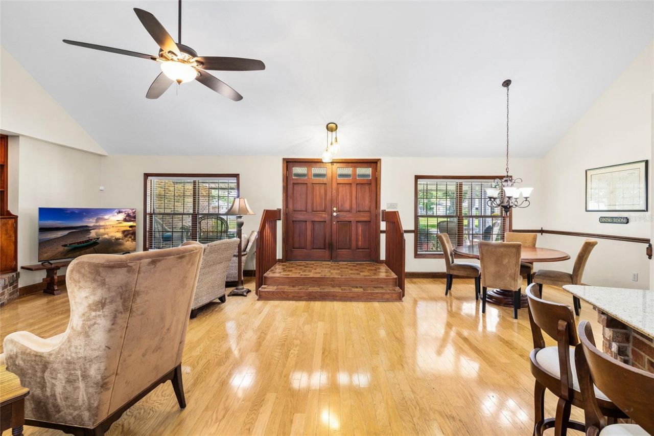 2707 Westchester Drive N, Clearwater, FL 33761 Photo
