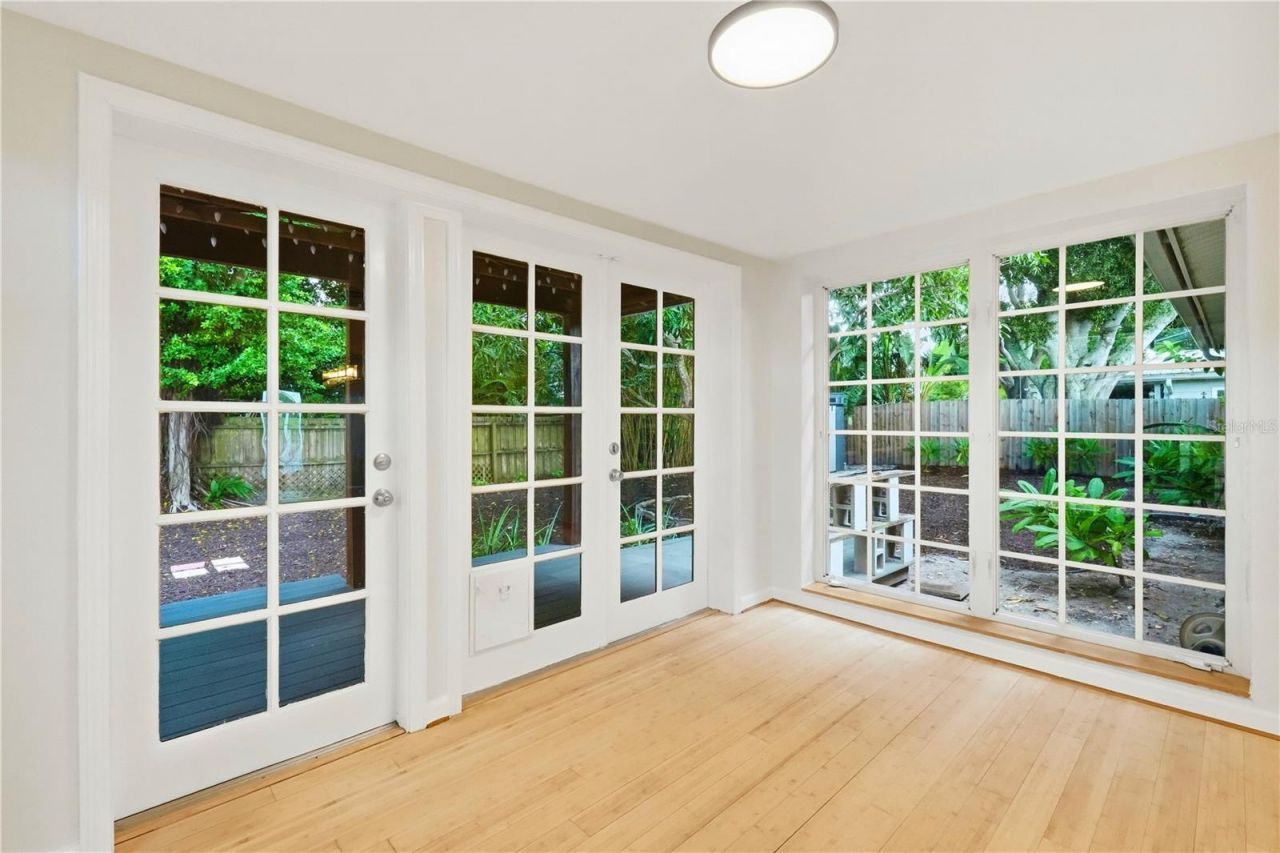 2720 Goldenrod Street, Sarasota, FL 34239 Photo
