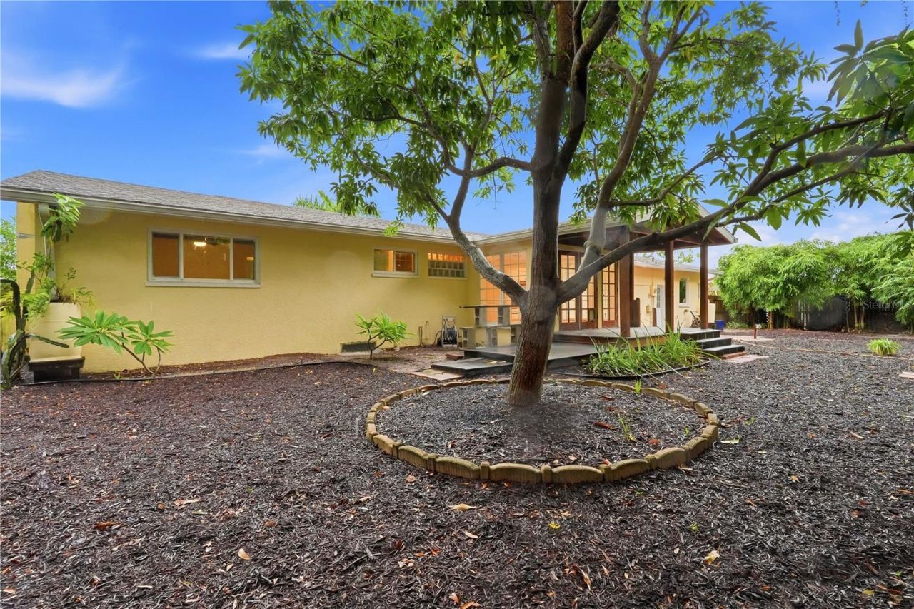 2720 Goldenrod Street, Sarasota, FL 34239 Photo