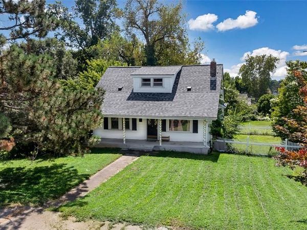 9726 Lackland Road , Overland, MO 63114