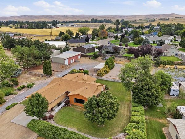 10146 Vistair Pl, Payette, ID 83661