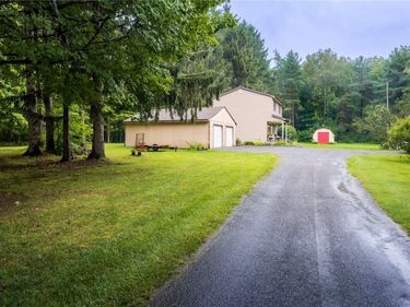 17082 Roosevelt Hwy, Kendall, NY 14476