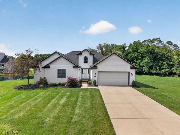 3270 Greentree Circle, Medina, OH 44256