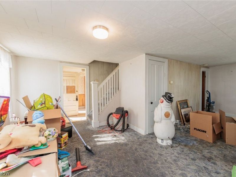 20861 Woodstock Avenue, Fairview Park, OH 44126 Photo 7