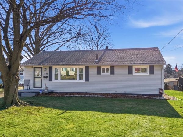 1118 Valley Drive NW, North Canton, OH 44720