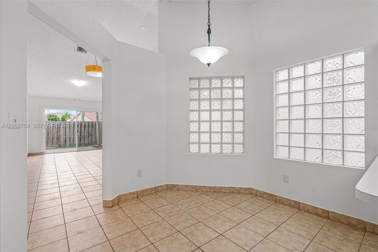 15261 SW 111th St, Miami, FL 33196 Photo