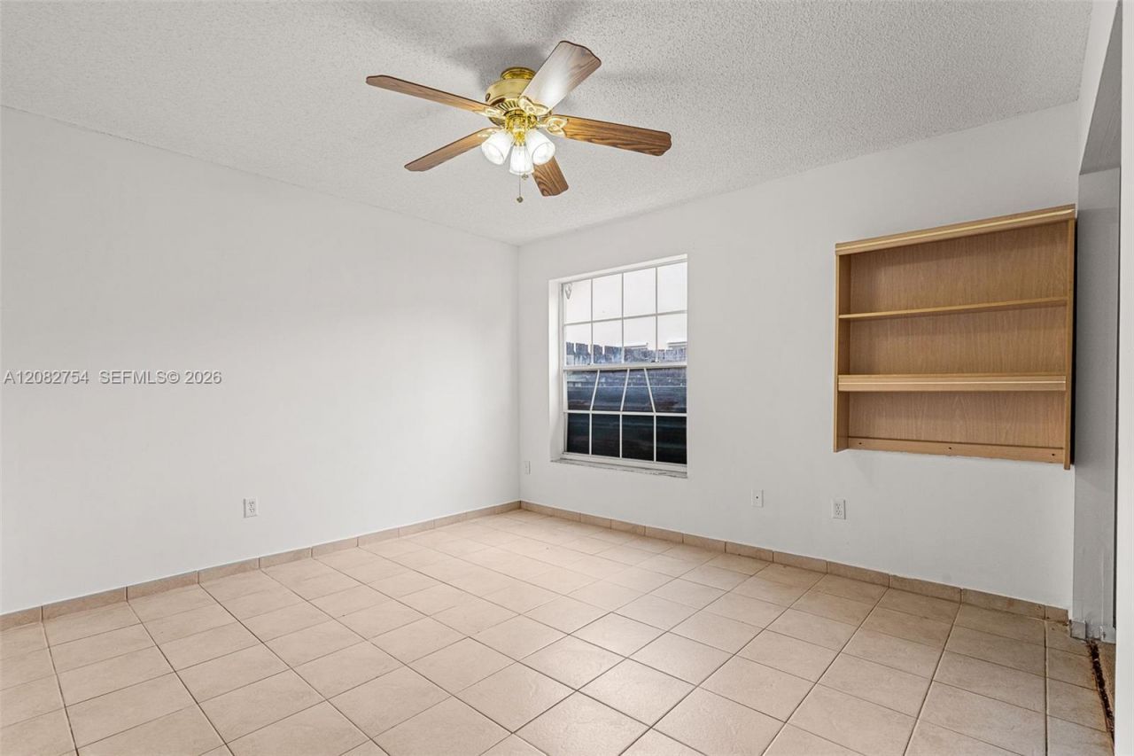 15261 SW 111th St, Miami, FL 33196 Photo