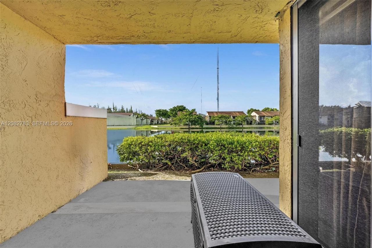450 NW 214th St , Unit 102-16, Miami Gardens, FL 33169 Photo