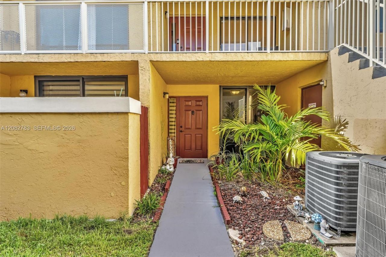 450 NW 214th St , Unit 102-16, Miami Gardens, FL 33169 Photo