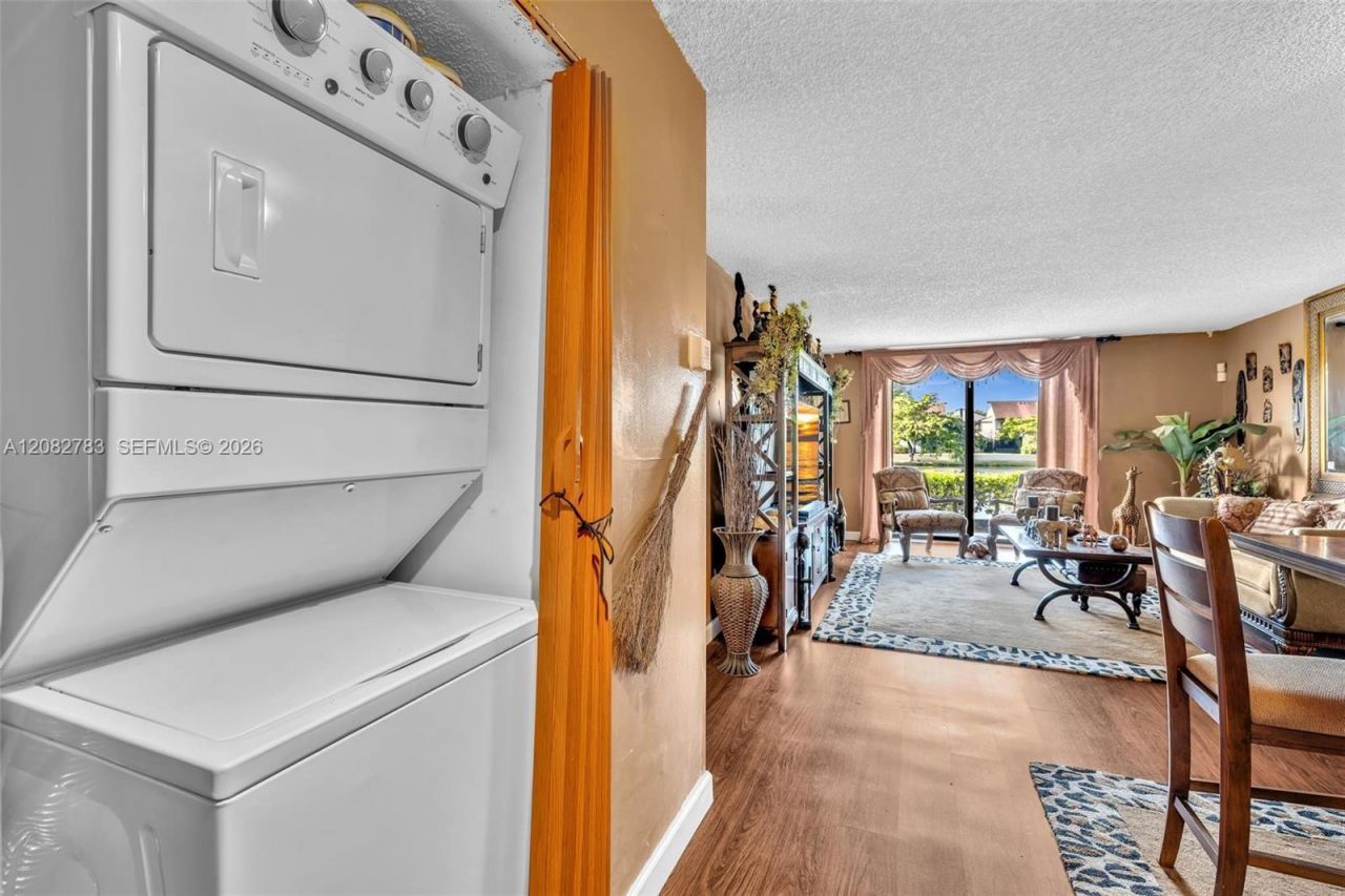 450 NW 214th St , Unit 102-16, Miami Gardens, FL 33169 Photo
