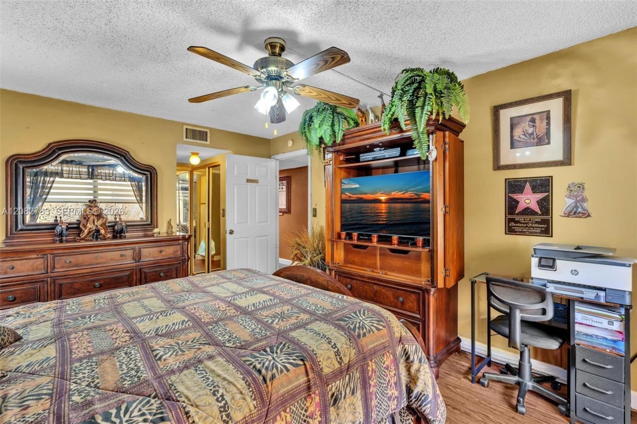 450 NW 214th St , Unit 102-16, Miami Gardens, FL 33169 Photo
