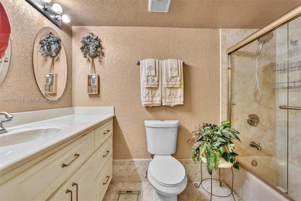 450 NW 214th St , Unit 102-16, Miami Gardens, FL 33169 Photo