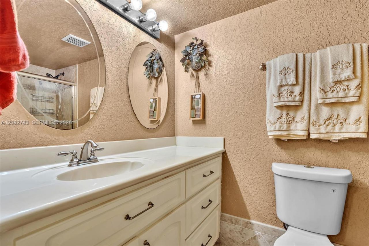450 NW 214th St , Unit 102-16, Miami Gardens, FL 33169 Photo