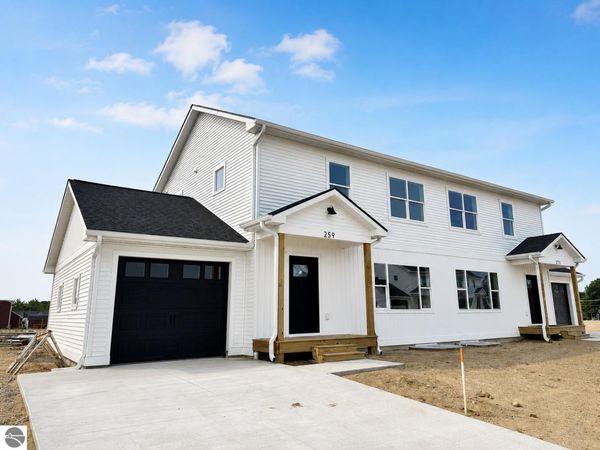 228 Viola Lane, Unit 10, Traverse City, MI 49685
