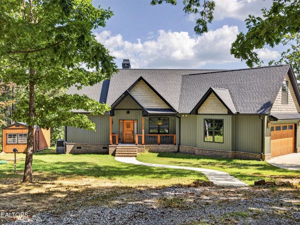 1025 Gray Rock View, Pikeville, TN 37367