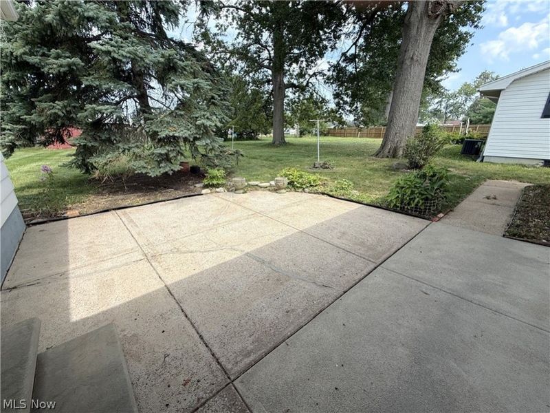 1300 Tower Boulevard, Lorain, OH 44053 Photo 18