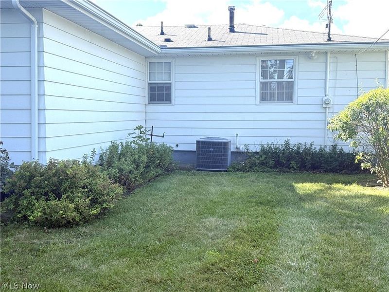 1300 Tower Boulevard, Lorain, OH 44053 Photo 20