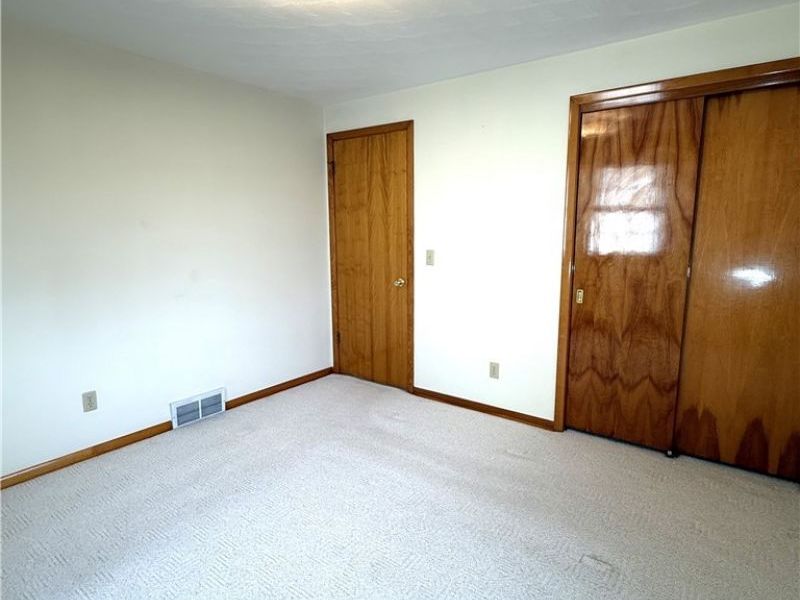 1300 Tower Boulevard, Lorain, OH 44053 Photo 30
