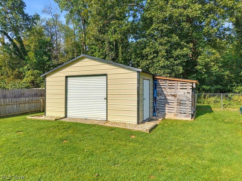 3088 N Bender Avenue, Coventry, OH 44319 Photo 37