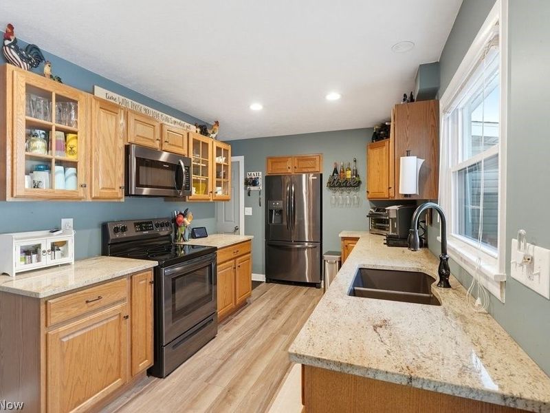 3088 N Bender Avenue, Coventry, OH 44319 Photo 8