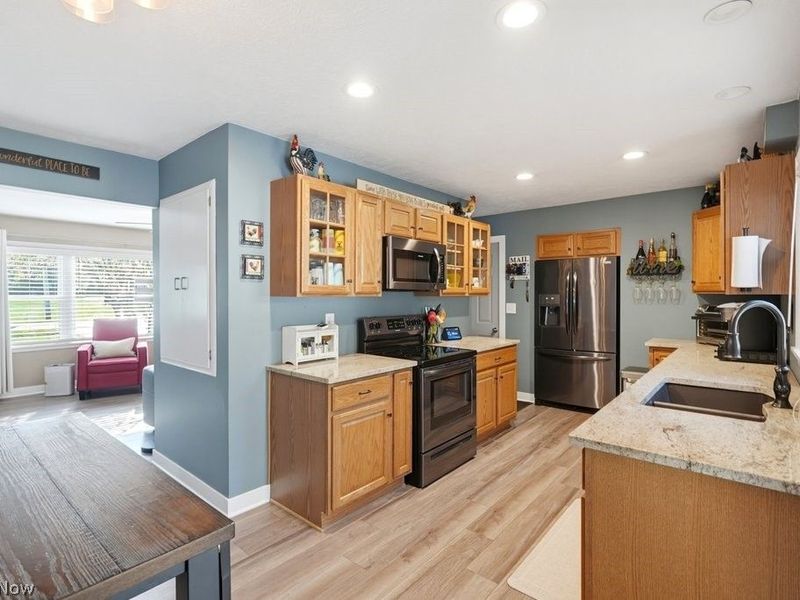 3088 N Bender Avenue, Coventry, OH 44319 Photo 9