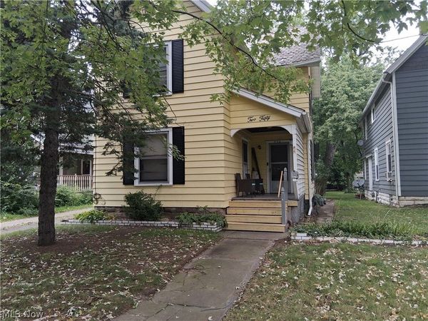 250 Harrison Street , Elyria, OH 44035