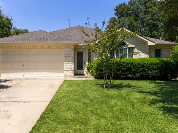 1921 Rutherford DR, Leander, TX 78641