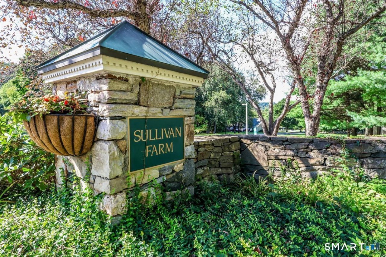 71 Sullivan Farm, Unit 71, New Milford, CT 06776 Main Photo