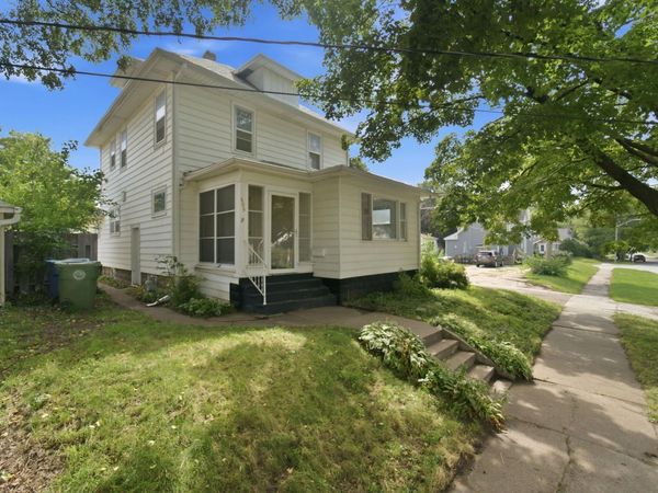 609 Moir Street, Waterloo, IA 50701