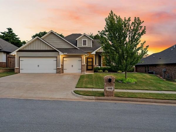 8008 Mimosa Drive, Edmond, OK 73034