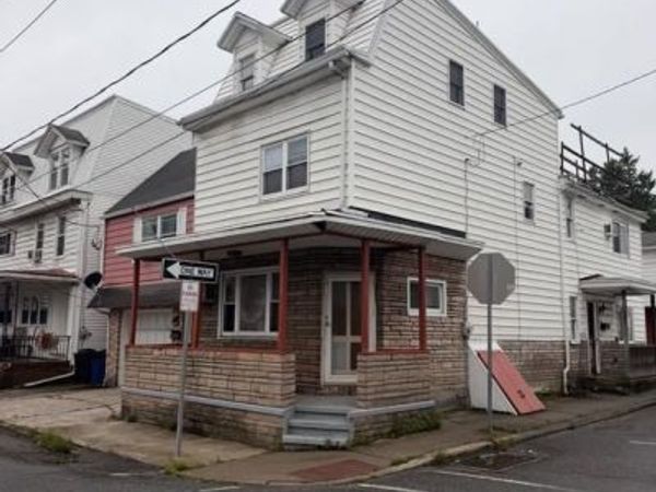 20 N FRONT STREET , MINERSVILLE, PA 17954