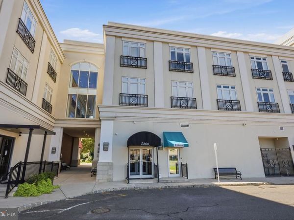 2360 RT-33, Unit 208, ROBBINSVILLE, NJ 08691