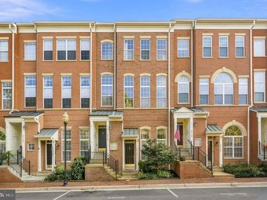 4916 BARBOUR DRIVE , Unit B, ALEXANDRIA, VA 22304