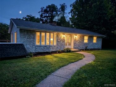 11 Drake Ave Extension, Silver Creek, NY 14136