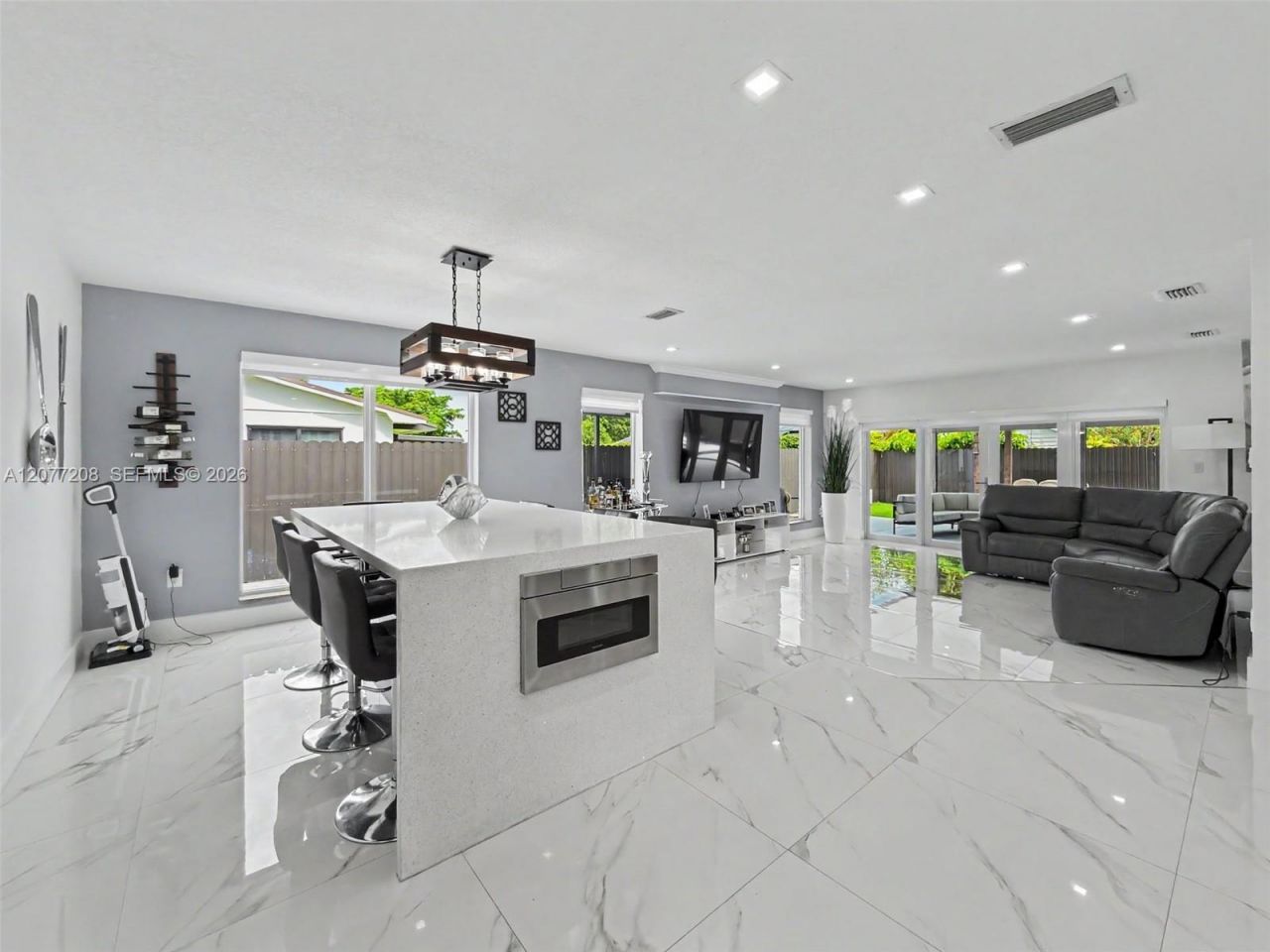 14111 SW 75th St , Miami, FL 33183 Photo