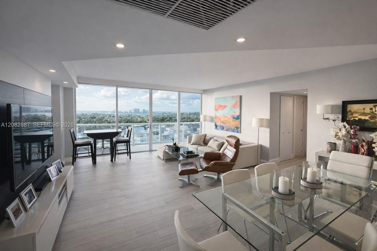 5900 Collins Ave, Unit 1405, Miami Beach, FL 33140 Photo