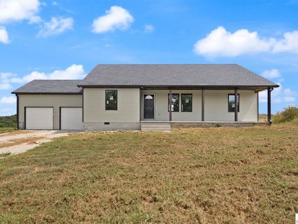 2780 Berry Store Road , Smiths Grove, KY 42171