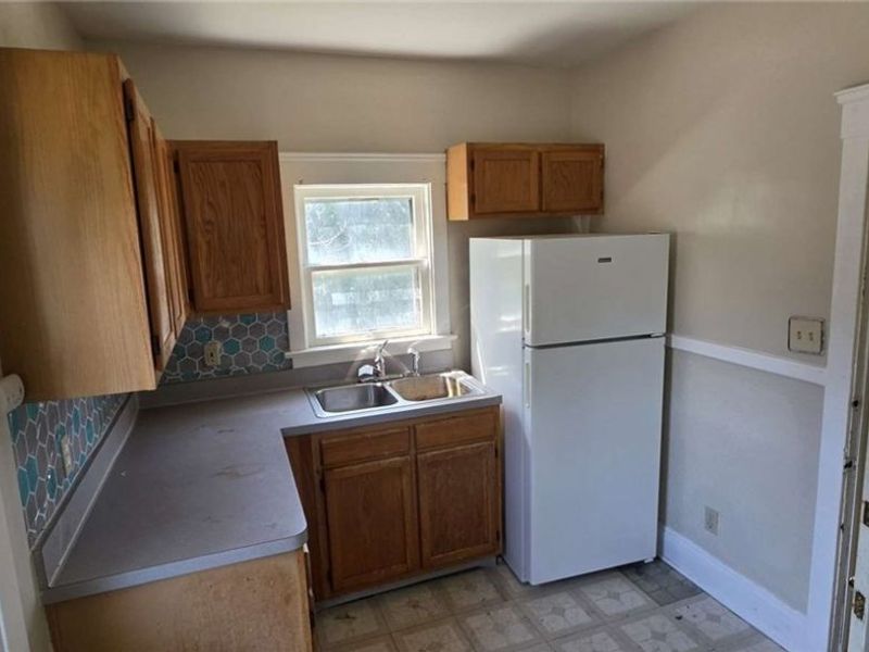 1514 E 174th Street, Cleveland, OH 44110 Photo 12