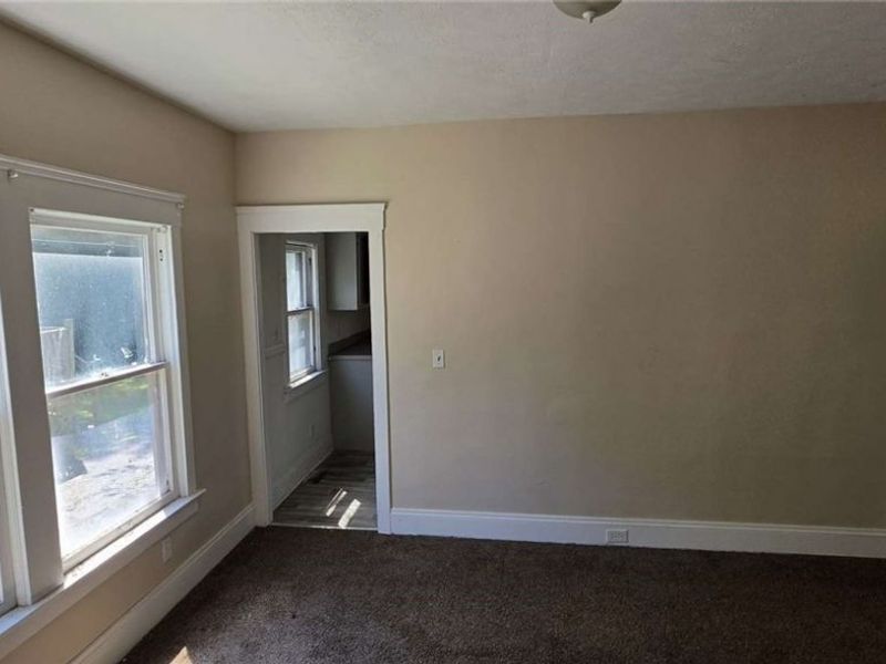 1514 E 174th Street, Cleveland, OH 44110 Photo 6