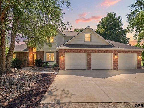 10071 Springlake North Lane, Firth, NE 68358