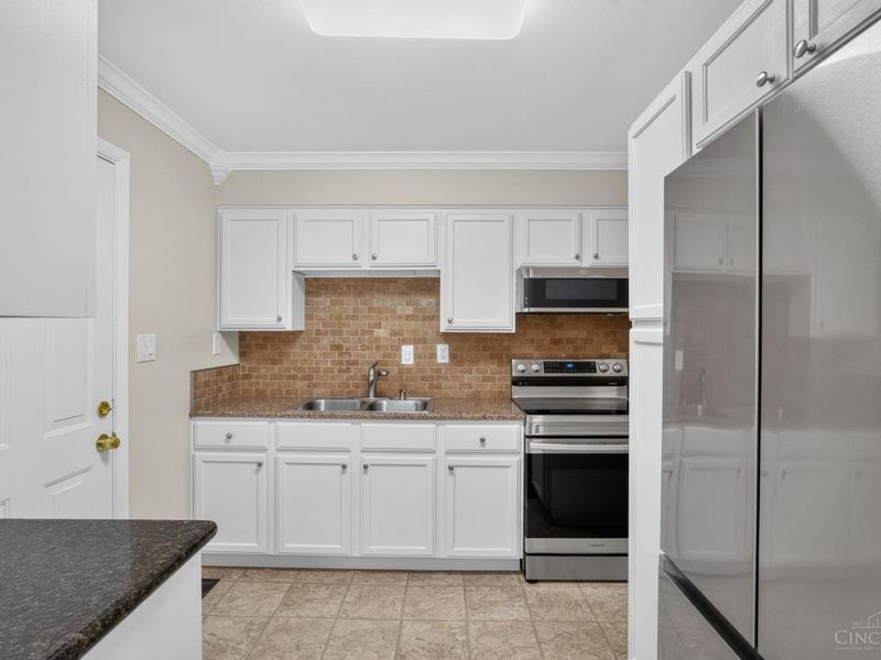 5535 Chandler Street, Cincinnati, OH 45227 Photo 6