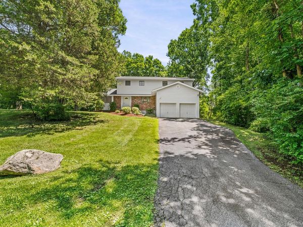 2 Peter A Beet Drive , Cortlandt Manor, NY 10567