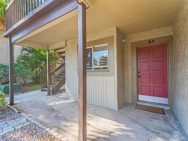 6332 NEWTOWN CIRCLE , Unit 32A1, TAMPA, FL 33615