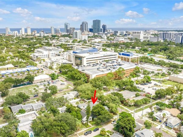 1323 7TH AVENUE N, ST PETERSBURG, FL 33705