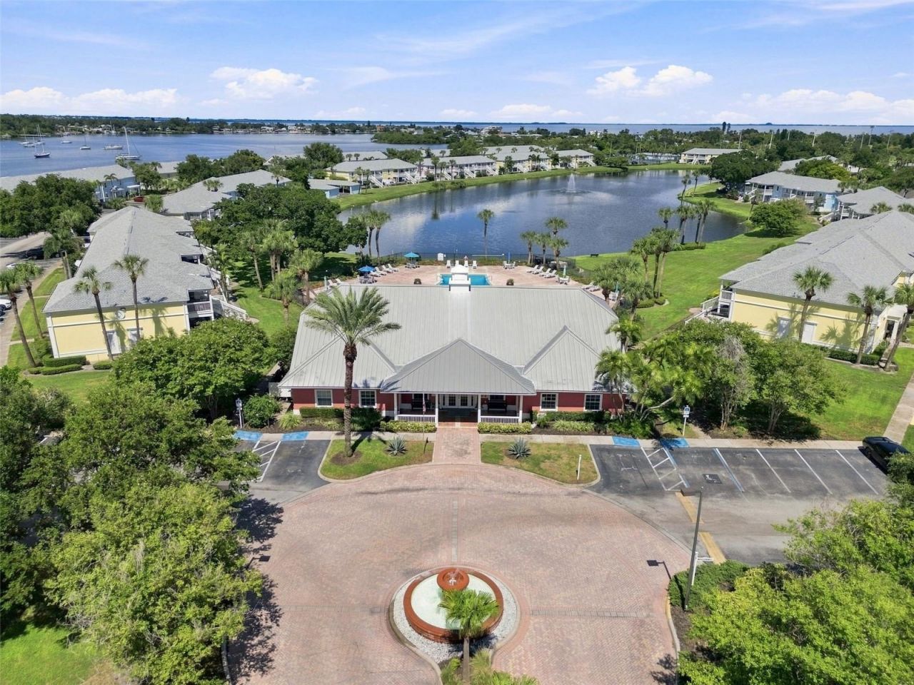 3889 Pompano Drive Se, Unit A, Saint Petersburg, FL 33705 Photo